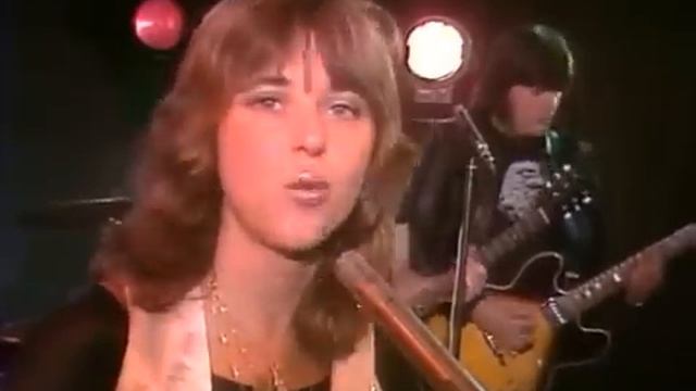 SUZI QUATRO- SHE'S IN LOVE WITH YOU (1978) смотреть онлайн
