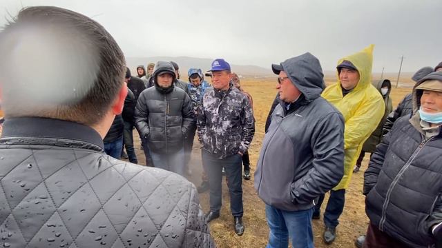 Сход граждан 24.04 вблизи оз. Графское. Баймакский район
