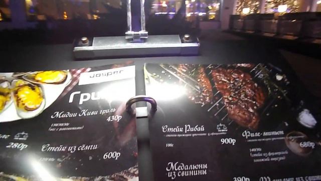 Театральная площадь.Фото с совой.Новая тумба по требованию главы города! Интересная встреча с ... смотреть онлайн