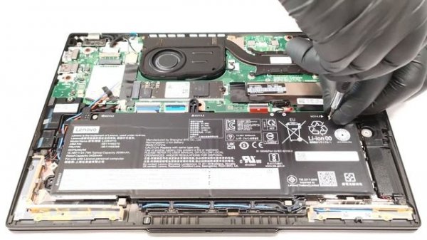 ?️ How to open Lenovo ThinkPad X13 Gen 4 (Intel) - disassembly and upgrade options
