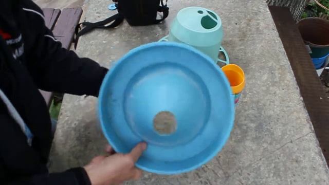 Ремонт кормушки для курей . смотреть онлайн