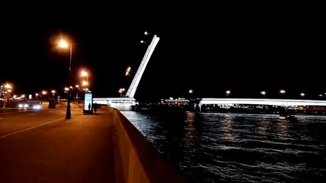 САНКТ-ПЕТЕРБУРГ, КРАСИВЕЙШЕЕ ЗРЕЛИЩЕ! РАЗВОД ЛИТЕЙНОГО МОСТА. смотреть онлайн