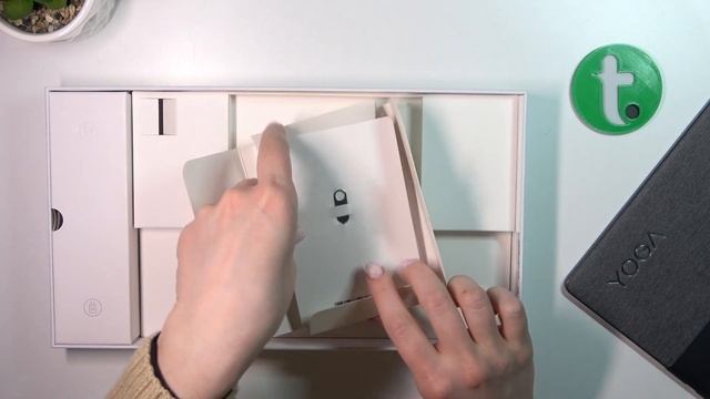 LENOVO Yoga Tab 11 - Unboxing & All Packaging Accessories Review смотреть онлайн