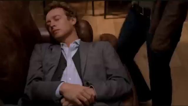 Mentalist: Patrick Jane et le mépris des puissants смотреть онлайн