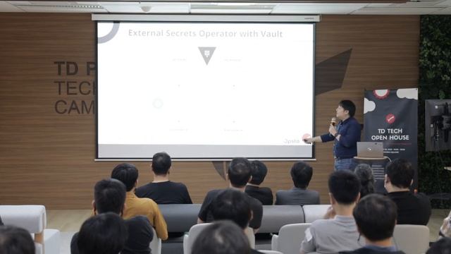 Kubernetes Secrets Management on Production with Demo смотреть онлайн