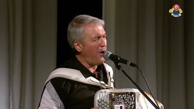 "НЕ УЕЗЖАЙ!" Валерий Семин в гостях у " Митрофановны " . Концертная запись на фестивале, Живой звук! смотреть онлайн