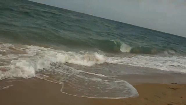 Анапа волны с пеной пасмурная погода смотреть онлайн