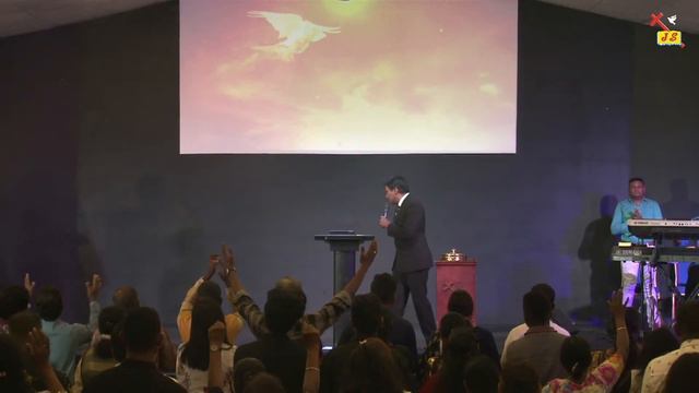 வானம் திறக்கப்படும் | Pastor Walter Rajamani | Jesus Saves | Tamil Service смотреть онлайн