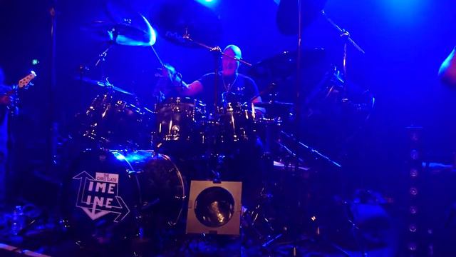 Ça me manque.... Concert Chris Slade chez Paulette 11 Mai 2018 Dirty deeds done dirt cheap (extrait смотреть онлайн
