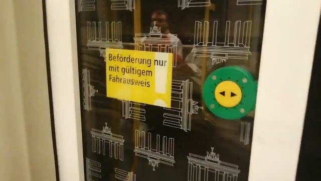 U-Bahn Berlin Mitfahrt von Naturkundemuseum bis Alt-Tegel 1/2 смотреть онлайн