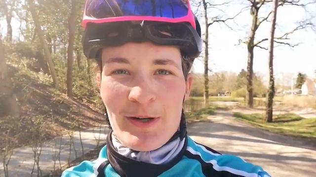CORONACTIEF: De dag van Nienke Smit смотреть онлайн