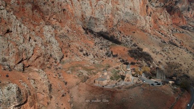 Кадры с Дрона армянской церкви Нораванк ( музыка и песня Edgar Gevorgyan - Noravanqi Momern)