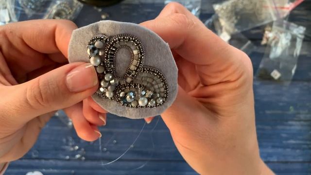 Брошь мышь своими руками из бусин | Мастер-класс по изготовлению броши | Mouse Beads Brooch Tutoria