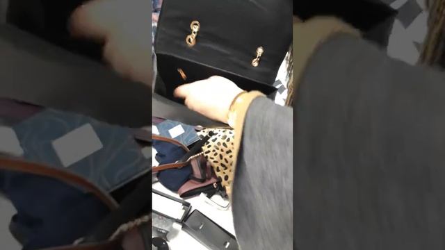 Обзор НОВОГОДНИХ каталогов Орифлэйм смотреть онлайн