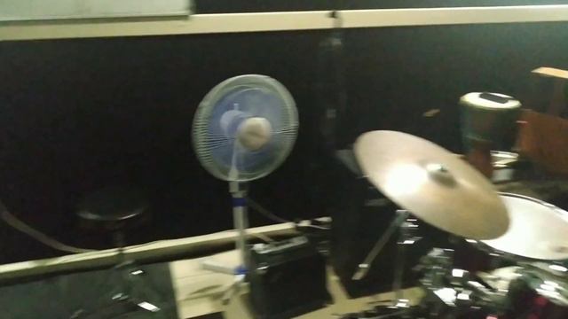 Виалина выходит через 1,3 года занятия на ударной установке на новый уровень. смотреть онлайн