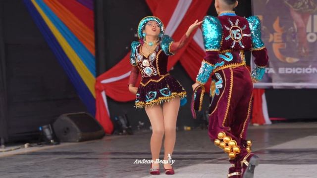 Que Bien Baila Esta Morenita (4K 60fps) Melodías De Saya Pareja Juvenil - Semifinal TUMI DE ORO 202