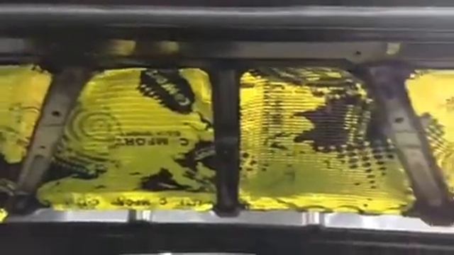 Делаем вибро шумо тепло изоляцию капота. Меньше шума плюс экономия топлива на прогреве мотора
