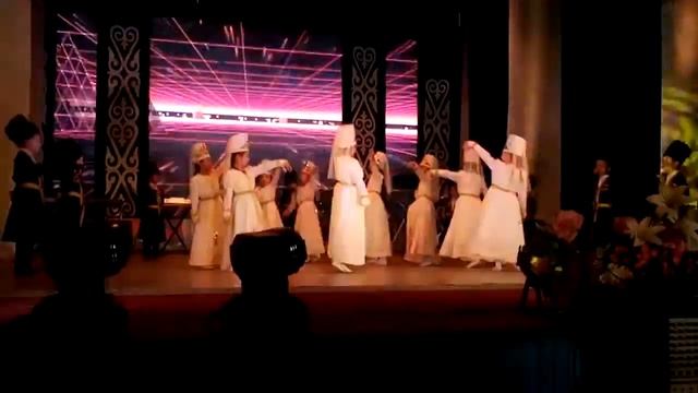 Группа Грамотей. Лезгинка. руководитель Фролина Ирина смотреть онлайн