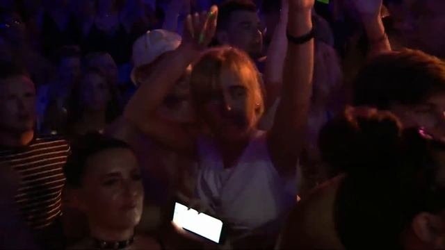 MistaJam live at Café Mambo for Radio 1 in Ibiza 2017 смотреть онлайн