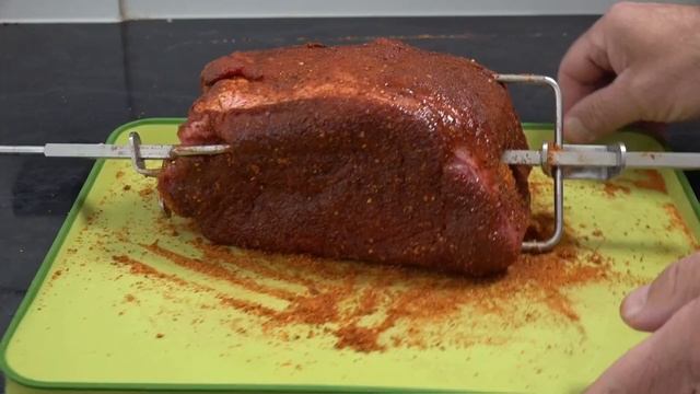 Baby Q Low & Slow Beef Blade Roast: How To Cook Beef Roast Low And Slow On Weber Baby Q & Rotisseri смотреть онлайн