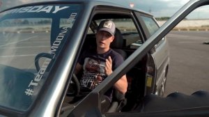 Валим по городу на ТРИНАХЕ! Вложил в АВТОЗВУК 300 000 рублей, РЕАКЦИЯ людей на ГРОМКИЙ БАС!