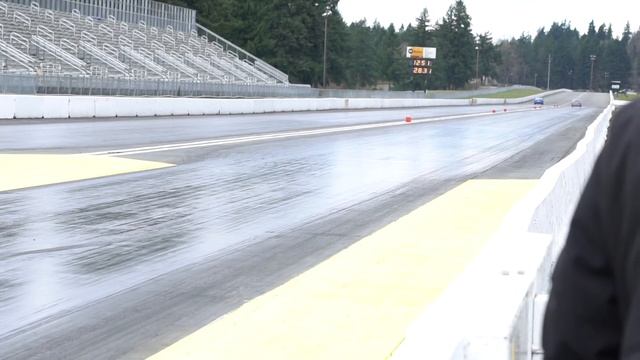 Modified Kia Stinger GT Runs the 1/4 Mile смотреть онлайн
