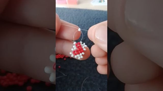 конверт с сердечкомᕕ( ᐛ )ᕗ #бисер #кольцо #идеи #обзор #туториал #бисероплетение #пинтерест #покупки смотреть онлайн