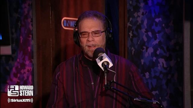 Ronnie Mund and Jason Kaplan Fight Over Free Cookies (2010) смотреть онлайн