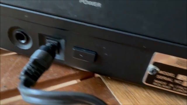 Danish traditional folk music - and a more modern German piece - on Roland E-15 смотреть онлайн