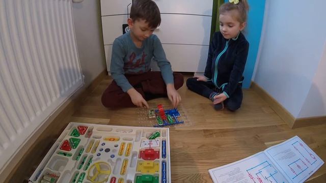 Электронный конструктор - делаем сигнализацию. смотреть онлайн