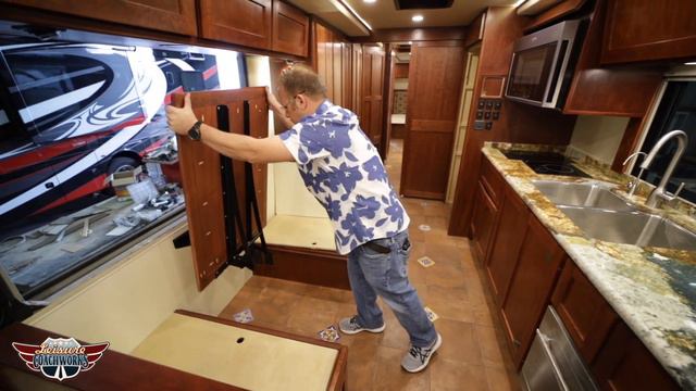 MCI Bus Conversion Remodel RV Update Tour by Leisure Coachworks EP. 4 | Custom RV смотреть онлайн