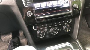 АДАПТАЦИЯ ЗАСЛОНОКИ КЛИМАТ КОНТРОЛЯ Volkswagen Passat B8 /Tiguan