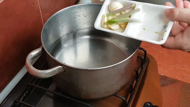 Тушеные говяжьи ребра по-корейски рецепт Sogalbijjim 소갈비찜 Korean steamed beef ribs recipe смотреть онлайн