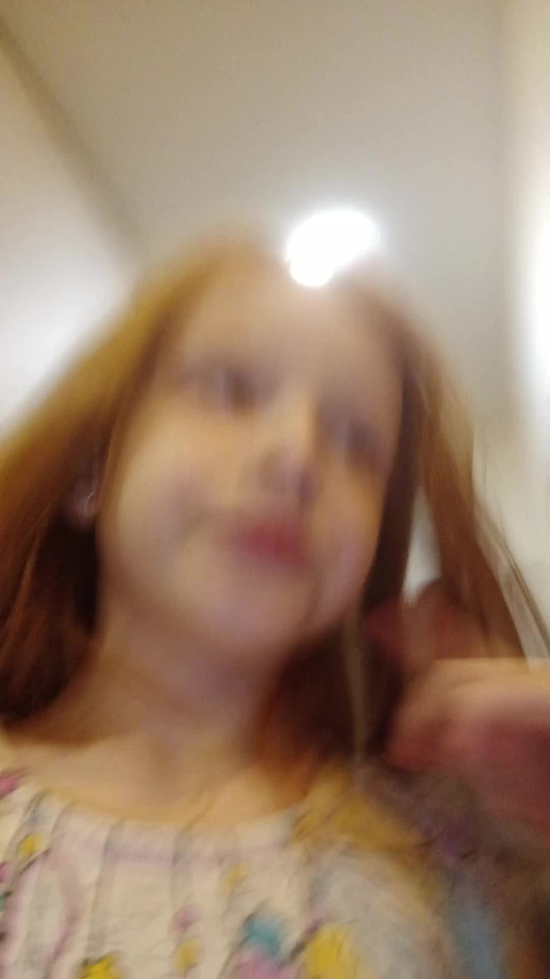 Что делают дома смотреть онлайн