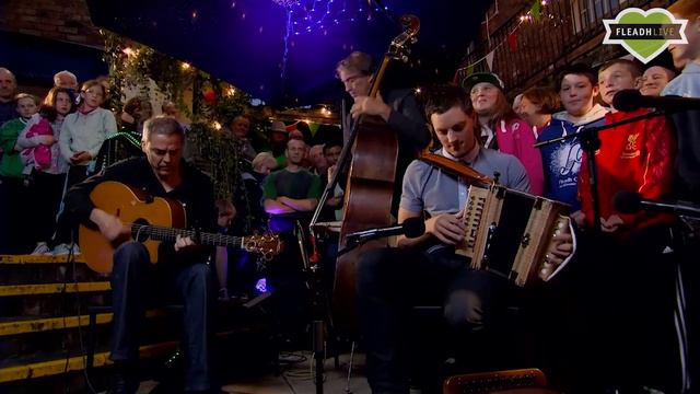 Damien Mullane, Donagh Hennessy & Trevor Hutchinson 'Master Crowley's, Maud Miller's,The musical pr смотреть онлайн