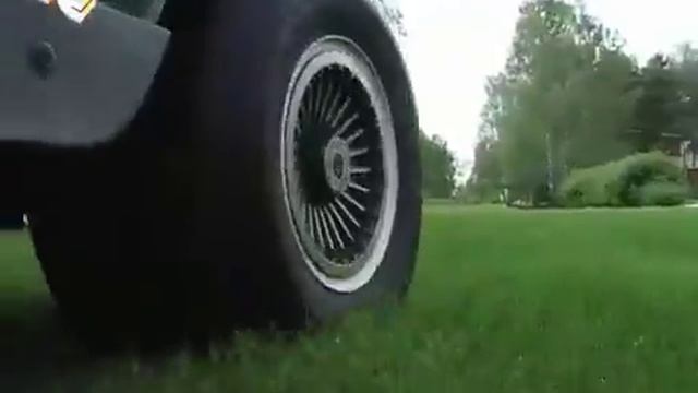 Автомобиль будущего на зарядке смотреть онлайн