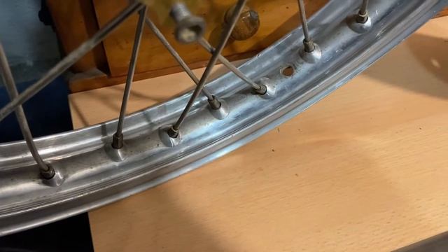 Всё про колёса для мотокросса, эндуро, ралли. Выбор ступицы, обода, спиц. Вторая часть. смотреть онлайн