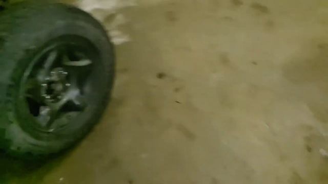 1987 toyota pickup with 350 SBC transmission swap (part 1) and a straight header cold start. смотреть онлайн