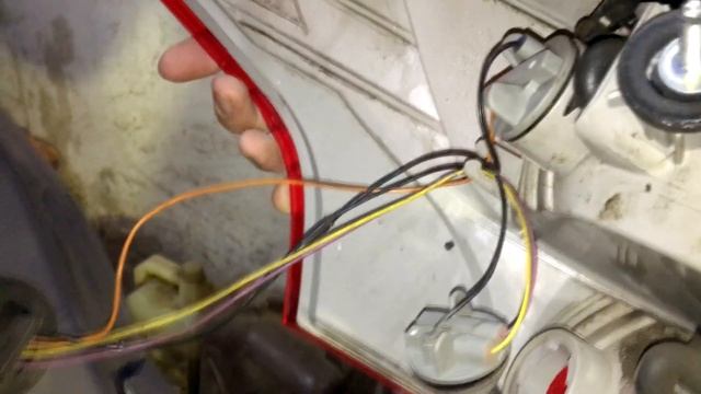 Замена лампы ближнего света Форд фокус 3 Тонировка, мойка, сгорел ксенон. смотреть онлайн