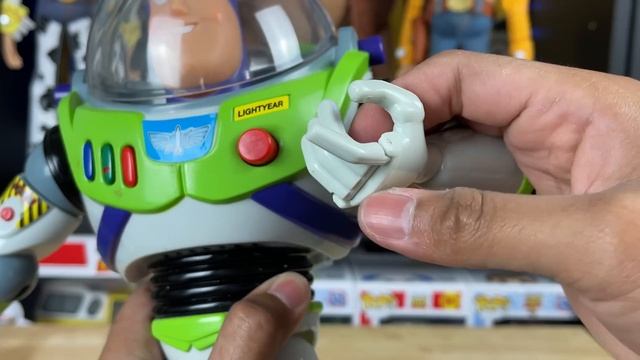 1995 Buzz Lightyear Thinkway Toys Review смотреть онлайн