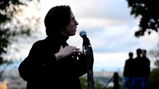 Эдгар Винницкий - НЕЛЬЗЯ БЫТЬ В ДВУХ МЕСТАХ ОДНОВРЕМЕННО смотреть онлайн