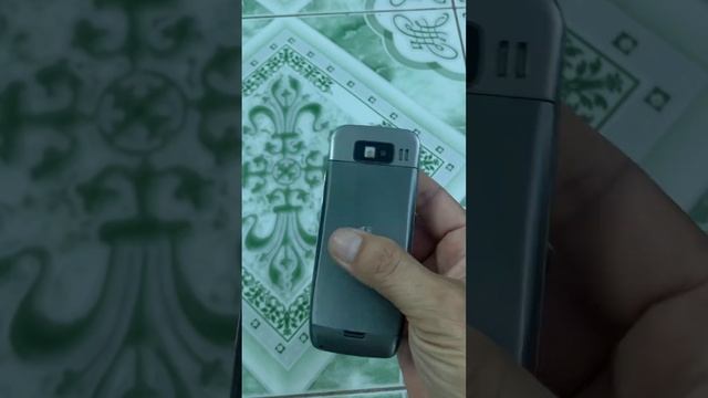 bán nokia e52 . full chức hình thức như hình chụp . giá 650k смотреть онлайн