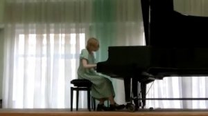 Ступичева Тася  К. Эйгес " Размышление", П. Чайковский " Зимнее утро"