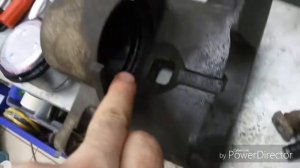 Mazda6. Замена передних колодок и ремкомплекта переднего суппорта.