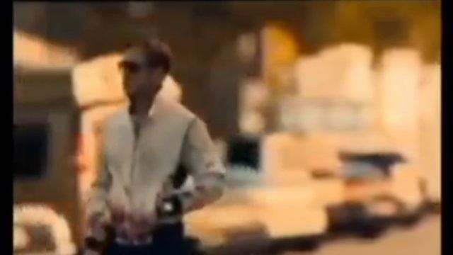Райан Гослинг идет.... смотреть онлайн