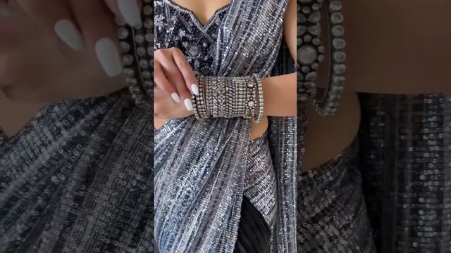 #gown #boutique #design #design #dress #explore #fashion #like #lehanga #reels #style #trend #viral смотреть онлайн