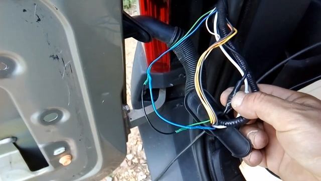 Лада Ларгус Проблема с замком задней двери смотреть онлайн