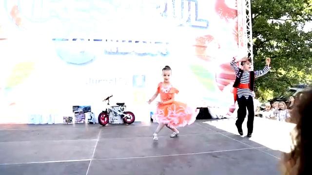 Танец "Пираты" спорьтвные бальные танцы Кишинев, Молдова смотреть онлайн