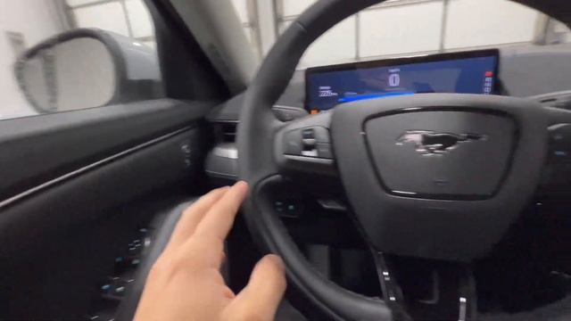 2022 Ford Mach E SELECT vs. PREMIUM Trim Level Comparison! 2022 Mustang Mach-E! смотреть онлайн
