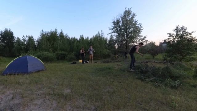 ДАХНОВКА ЧЕРКАССЫ | ДИКИЙ ОТДЫХ С ПАЛАТКАМИ НА РЕКЕ смотреть онлайн